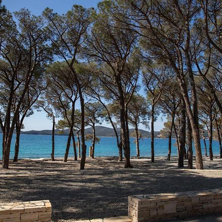 Apartmani Dina Биоград на Мору Екстериор снимка